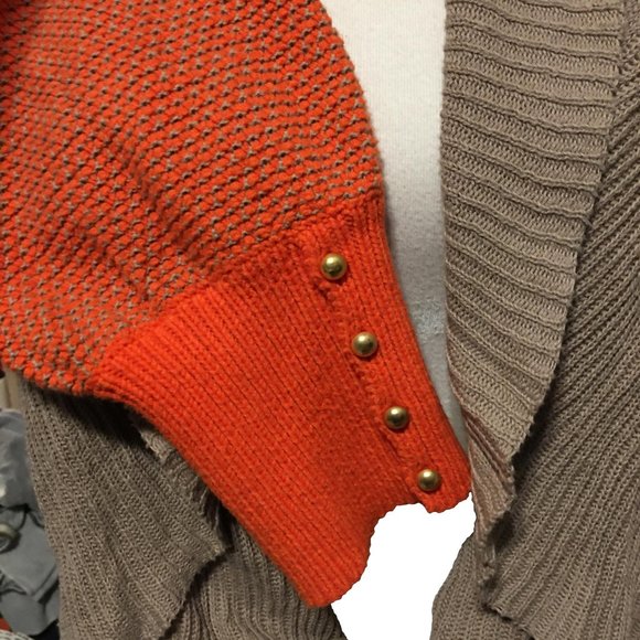 Lia Molly (Anthro) Ruffled Firelight Cardigan - M - Picture 7 of 9
